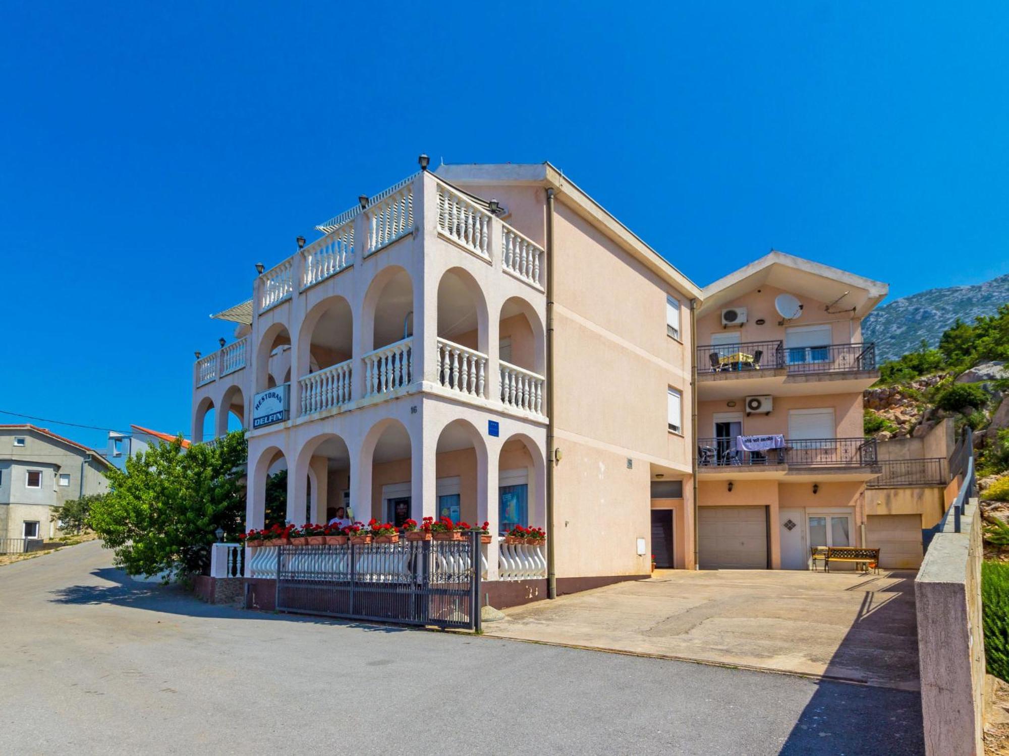 Delfin-10 By Interhome Apartamento Cesarica